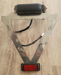 Kennzeichenhalter aus Edelstahl mit Kennzeichenbeleuchtung und Rückstrahler für Suzuki GSX-R 1000 (03  04), Stecker für Kennzeichenbeleuchtung passend für Suzuki GSX-R 1000, Versand gegen Aufpreis möglich