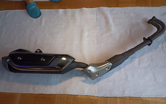 Auspuffanlage Yamaha XP530E-A(T Max) - Bild 3 Auspuffanlage Yamaha XP530E-A(T Max) - Bild 3