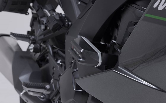 Sturzpad-Kit. Schwarz. Kawasaki Ninja 1000SX, 1100 SX/SE. - Bild 2