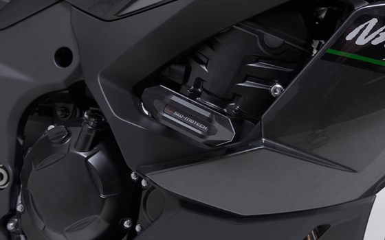 Sturzpad-Kit. Schwarz. Kawasaki Ninja 1000SX, 1100 SX/SE. - Bild 4