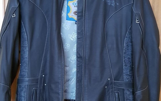 Damen-Motorradjacke und -hose aus Leder - auch als Combi nutzbar - Bild 1