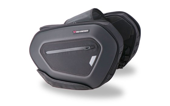 PRO BLAZE H Satteltaschen-Set. Schwarz. Suzuki GSR750 (11-16)/ GSX-S750 (16-). - Bild 1 PRO BLAZE H Satteltaschen-Set. Schwarz. Suzuki GSR750 (11-16)/ GSX-S750 (16-). - Bild 1