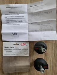 Schwarze Sturzpads/Crashpads von LSL (550S094) zur Montage am Rahmen inkl. Montagekit