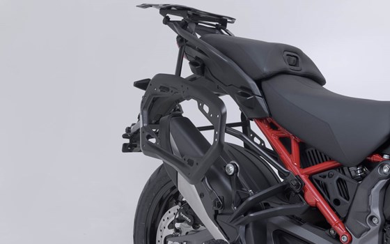 PRO Seitenträger. Schwarz. Ducati Multistrada V4 (20-). - Bild 3