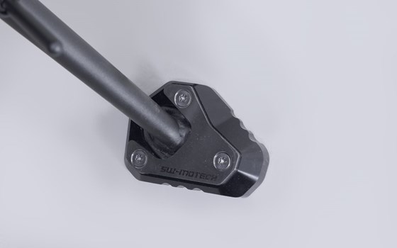 Seitenständerfuß-Verbreiterung. Schwarz/Silbern. Versys 1000 (14-) / 1100 (24-). - Bild 1