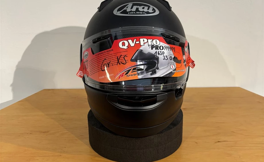 Helm Arai QV-PRO Black Frost "XS" Bild 1: Helm Arai QV-PRO Black Frost "XS"