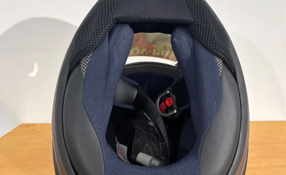 Helm Arai QV-PRO Black Frost "XS" Bild 5: Helm Arai QV-PRO Black Frost "XS"