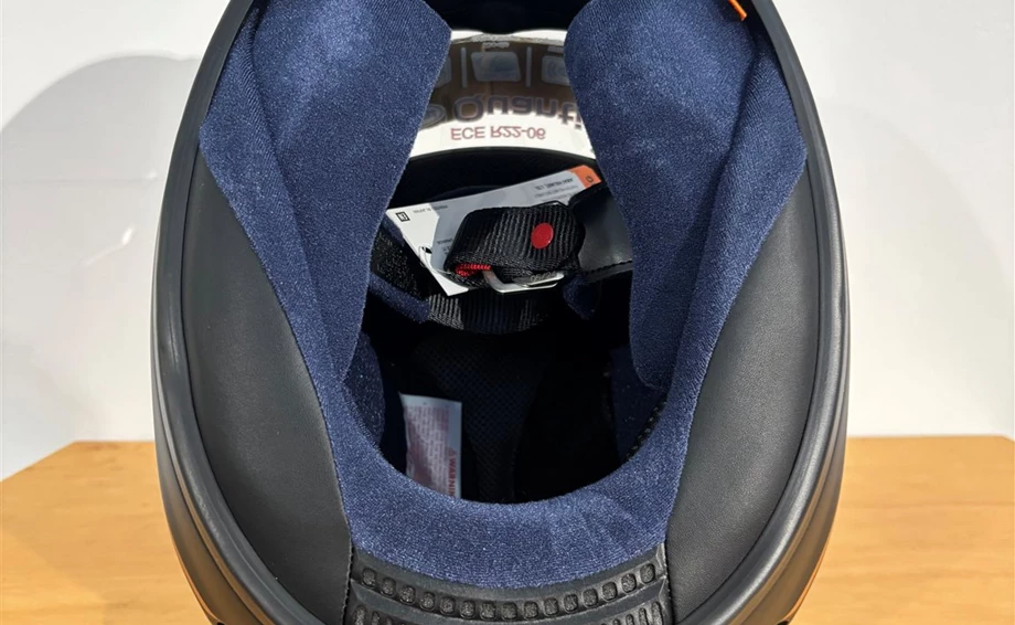 Helm Arai Ouantic Dark blk  M Bild 5: Helm Arai Ouantic Dark blk  M