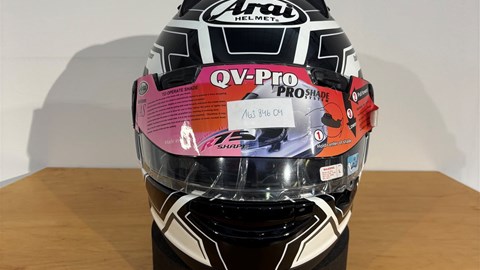 Helm Arai QV Pro Place White  "L"