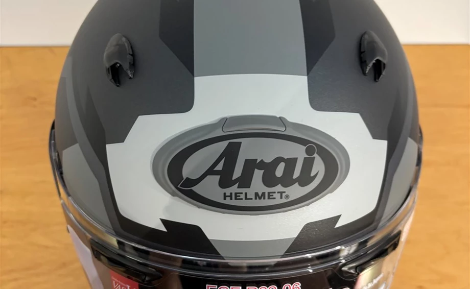 Helm Arai Quantic Face Frost "L" Bild 6: Helm Arai Quantic Face Frost "L"