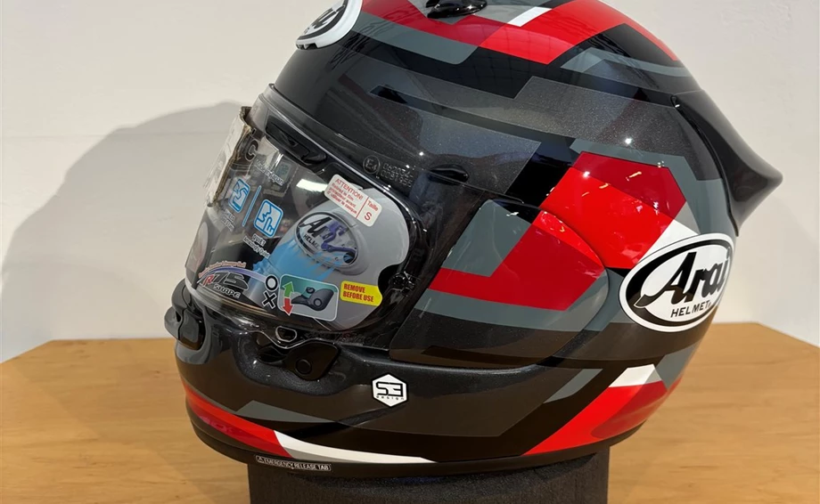 Helm Arai Ouantic  Abstract Red S Bild 2: Helm Arai Ouantic  Abstract Red S