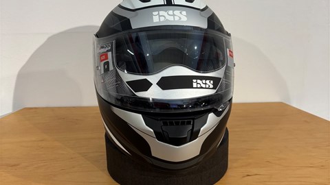 Helm Intergralhelm iXS 215