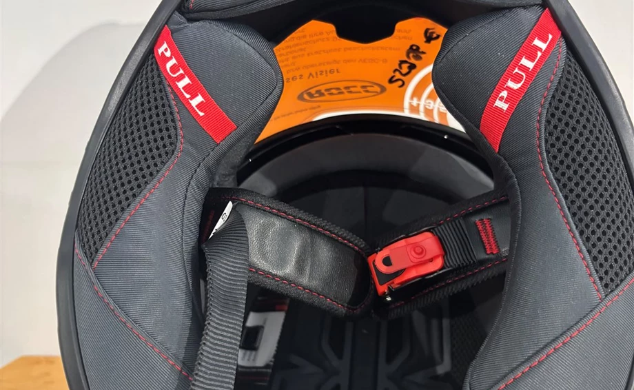 Helm ROCC 891 Integralhelm mattschwarz/rot Bild 6: Helm ROCC 891 Integralhelm mattschwarz/rot