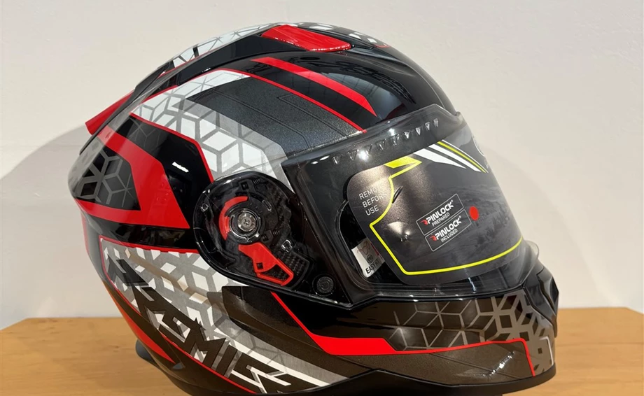 Helm Vyrus EM 92  Bild 4: Helm Vyrus EM 92