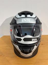 Helm Intergralhelm iXS 215