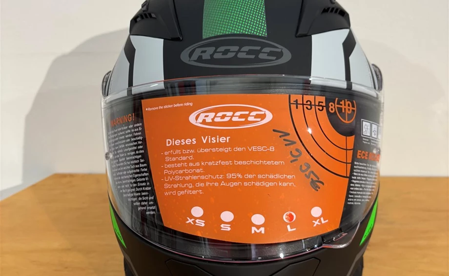 Helm ROCC 416 Integralhelm mattschwarz/grün Bild 1: Helm ROCC 416 Integralhelm mattschwarz/grün