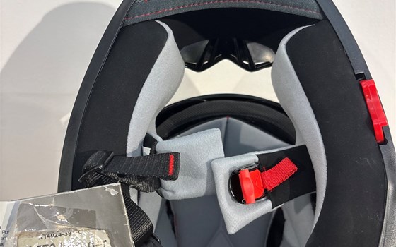 Helm HX 570 INTRUDER - Bild 6