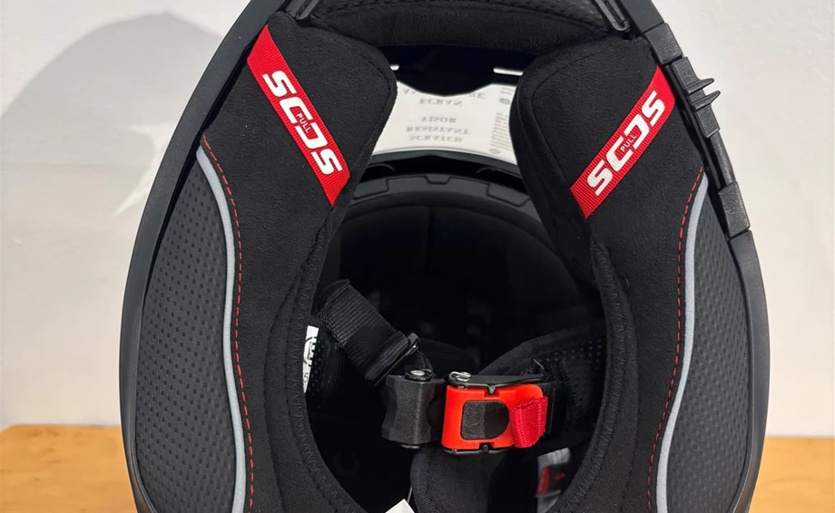 Helm ROCC 861 Integralhelm mattschwarz/grau Bild 6: Helm ROCC 861 Integralhelm mattschwarz/grau