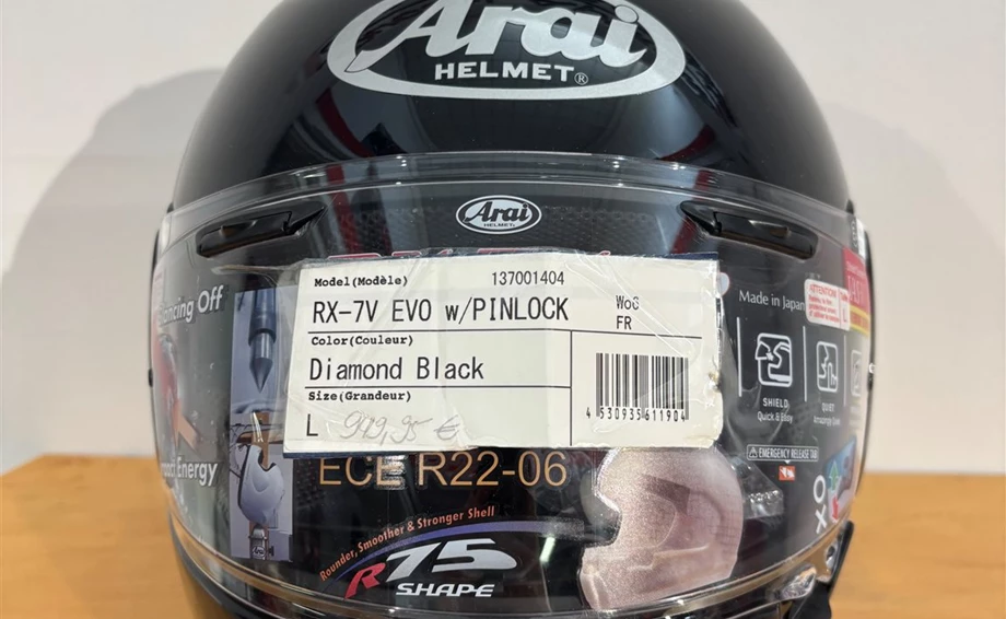 Helm Arai RX-7 EVO Black "L" Bild 1: Helm Arai RX-7 EVO Black "L"