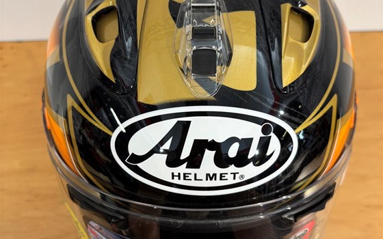 Helm Arai RX-7 V Pedrosa Sprit Gold "S" - Bild 5