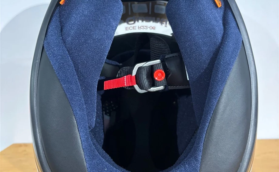 Helm Arai Quantic Supra  red "M" Bild 6: Helm Arai Quantic Supra  red "M"