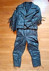 2-teilig.Lederanzug f. zierliche Bikerin - Vintage-Look mit Schnürung u. Fransen