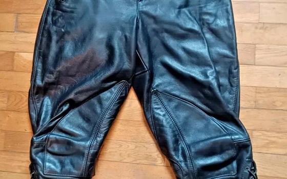 2-teilig.Lederanzug f. zierliche Bikerin - Vintage-Look mit Schnürung u. Fransen - Bild 10