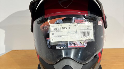 HELM TOUR V4 ECE M
