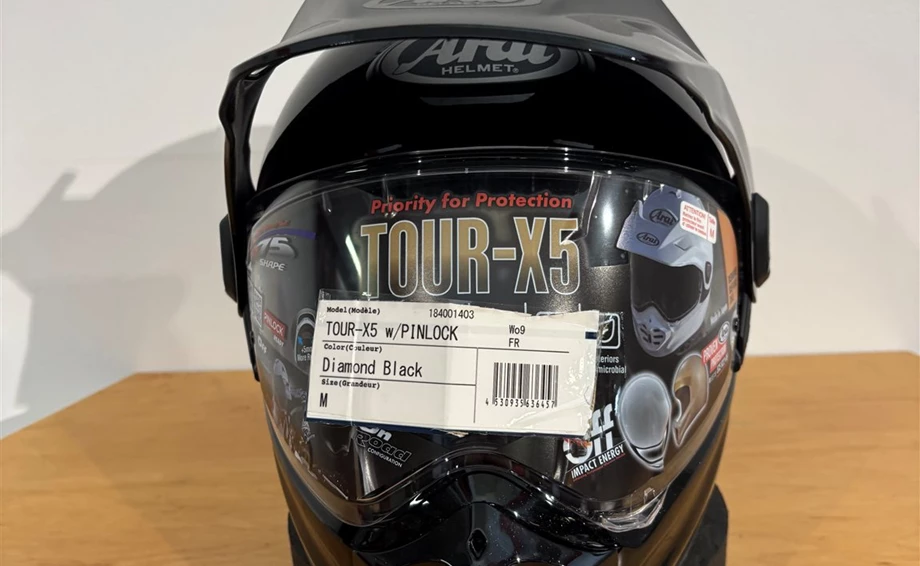 Helm Arai Tour X 5 Diamond  Bild 1: Helm Arai Tour X 5 Diamond
