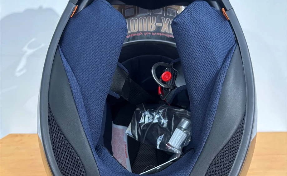 Helm Arai Tour X 5 Diamond  Bild 6: Helm Arai Tour X 5 Diamond