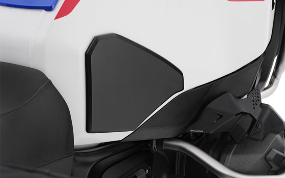 Tankpadset R 1300 GS Adventure - schwarz - 2-teilig - Bild 2