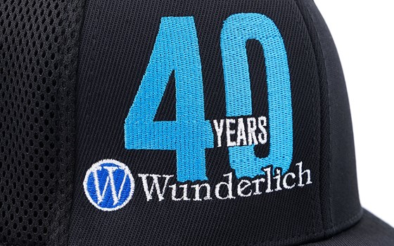 Flexfit Mesh Cap 40 Years Edition - schwarz - L/XL - Bild 2 Flexfit Mesh Cap 40 Years Edition - schwarz - L/XL - Bild 2