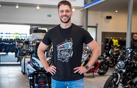 40 Years T-Shirt - Herren - schwarz - XL 40 Years T-Shirt - Herren - schwarz - XL