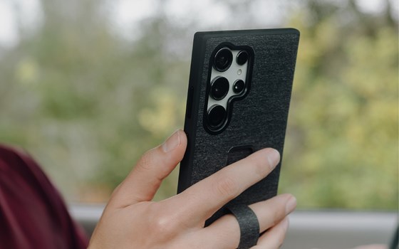 Peak Design Smartphone Schutzhülle Everyday Loop Case - Charcoal - Samsung Galaxy S24 Ultra - Bild 3 Peak Design Smartphone Schutzhülle Everyday Loop Case - Charcoal - Samsung Galaxy S24 Ultra - Bild 3