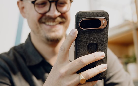 Peak Design Smartphone Schutzhülle Everyday Case - Charcoal - Google Pixel 9 - Bild 3