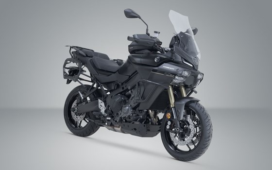 PRO Seitenträger. Schwarz. Yamaha Tracer 9 / GT / GT+ (24-). - Bild 2