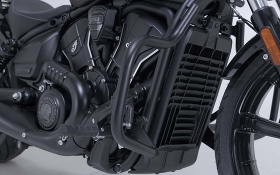 Sturzbügel. Schwarz. Indian Scout-Modelle (24-). - Bild 1