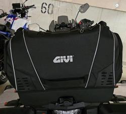 Givi Topcase für Hunde