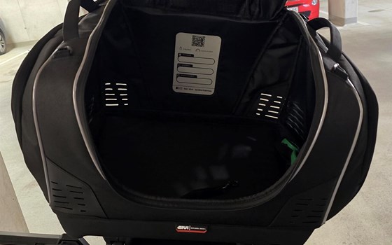 Givi Topcase für Hunde - Bild 2