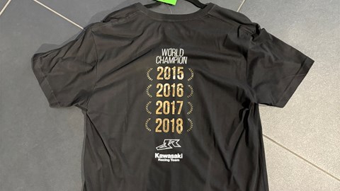 T-SHIRT WORLD CHAMP JR18