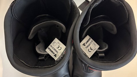 Stiefel Stivali TORQUE D1 OUT BOOTS 628  BLACK/FLUO-RED 09 42 PA