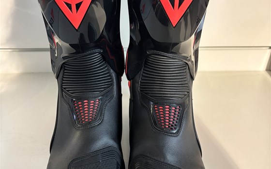 Stiefel Stivali TORQUE D1 OUT BOOTS 628  BLACK/FLUO-RED 09 42 PA - Bild 3