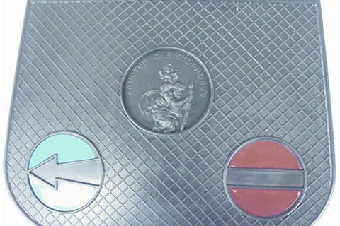 Marke: CUPPINI Artikelname: Spritzlappen "Oldtimer" mit "Christophorus" Aufkleber