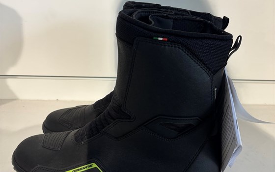 Schuhe Gaerne G-Escape  Gore Tex schwarz  - Bild 1