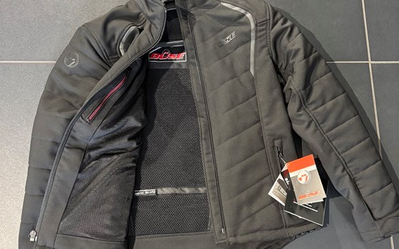 Jacke Relax Damen Jacke schwarz  - Bild 3