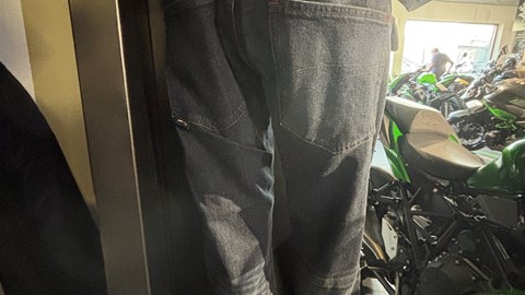 JEANS COMPANY C4 HERREN 38