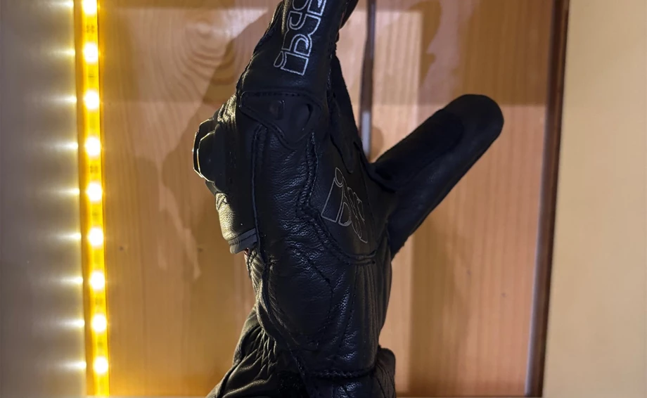 Handschuh Clinch RS-200 Bild 2: Handschuh Clinch RS-200