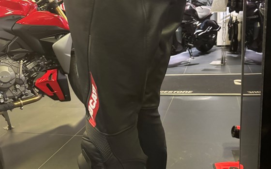 LEDERHOSE SPORT C2 HERR 50 - Bild 4