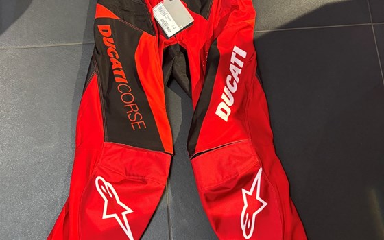 HOSE MX DUCATI DESMO 32 - Bild 1