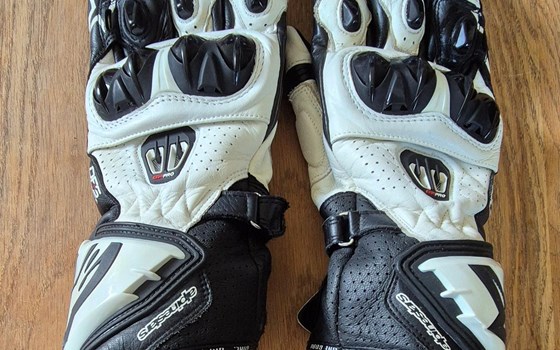 Alpinstars GP PRO R2 Handschuhe - Bild 1